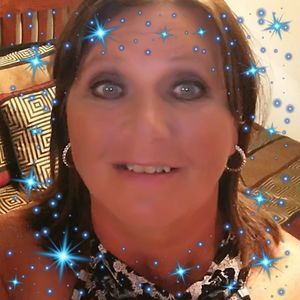 Meet your Posher, Vicky